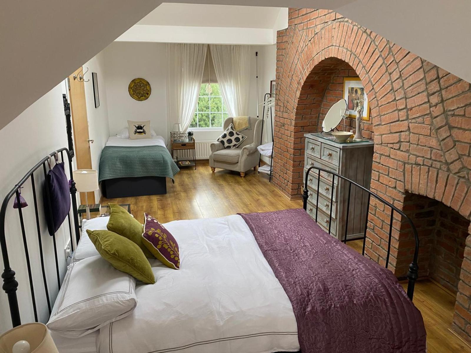 True Colours Apartment In Central Location Μπάνγκορ Εξωτερικό φωτογραφία